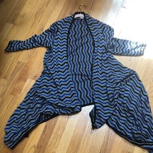 Beautiful soft hi low sweater